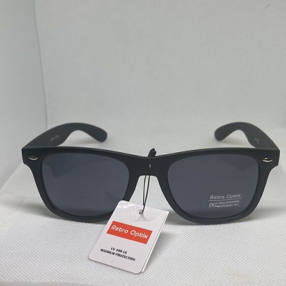 Retro Optix Classic Cork Sunglasses - Picture 2 of 3